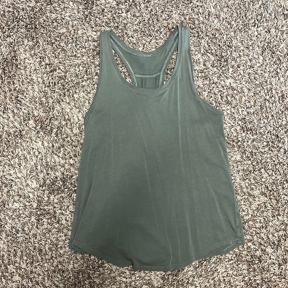 Lululemon love tank in army green size 6